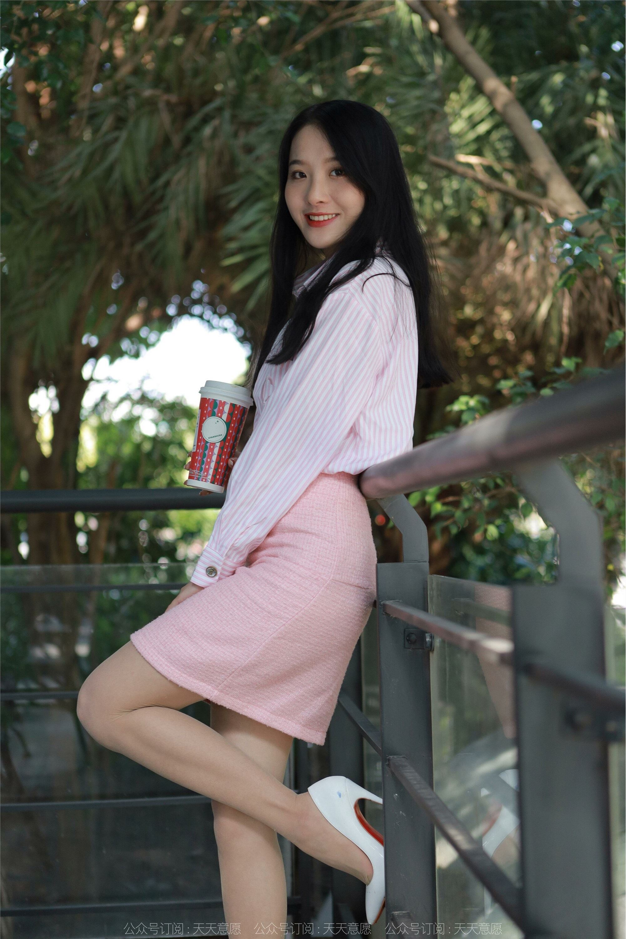 IESS异思趣向  2022.03.08 丝享家1022：婉萍《粉嫩的下午茶》